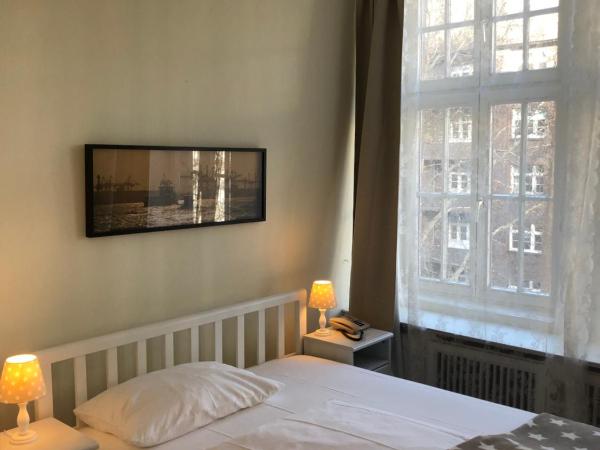 Hotel Fresena im Dammtorpalais : photo 6 de la chambre chambre double