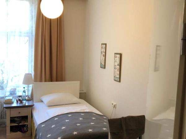 Hotel Fresena im Dammtorpalais : photo 1 de la chambre chambre simple