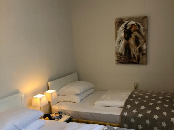 Hotel Fresena im Dammtorpalais : photo 5 de la chambre chambre lits jumeaux