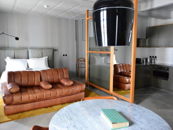 Raw Culture Art & Lofts Bairro Alto : photo 8 de la chambre loft premium avec balcon