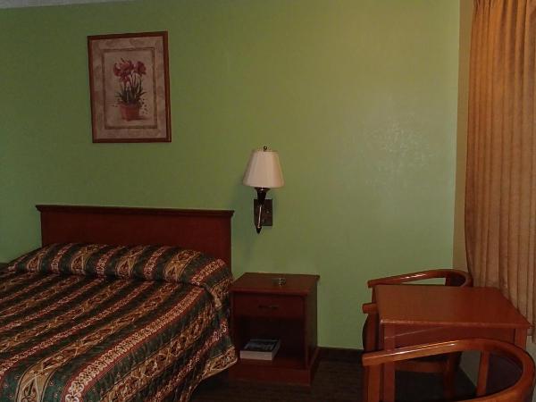 Royal Inn Of New Orleans : photo 3 de la chambre chambre lit king-size