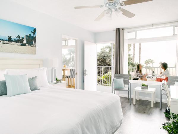 Bayside Hotel : photo 10 de la chambre chambre lit king-size - vue sur océan