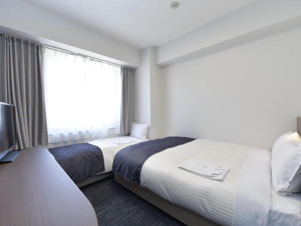 Hotel Port Plaza Chiba : photo 2 de la chambre chambre simple avec canapé-lit - non-fumeurs