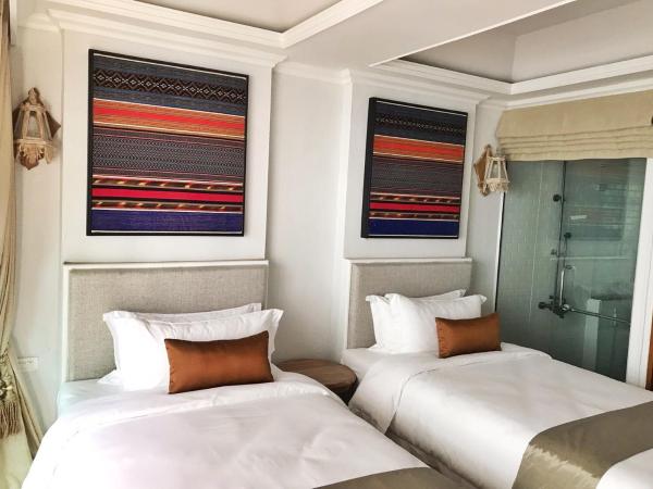 Lanna Oriental Hotel - SHA Extra Plus : photo 3 de la chambre chambre familiale lanna