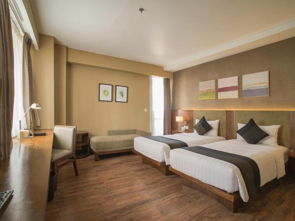 eL Hotel Jakarta : photo 2 de la chambre chambre lits jumeaux premier