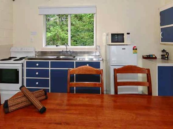 Fairy Springs Motel : photo 5 de la chambre appartement 2 chambres