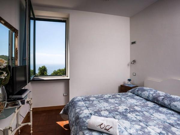 Agriturismo Villa Lupara : photo 6 de la chambre chambre triple standard - vue sur mer