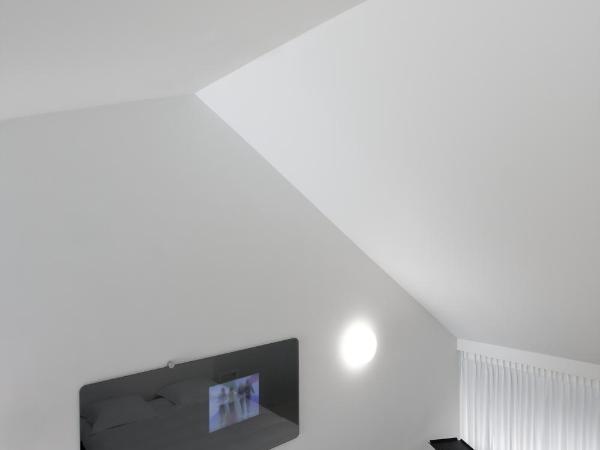 Zenden Hotel Maastricht : photo 1 de la chambre chambre avec terrasse