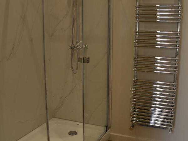 Entre Cour et Jardin : photo 7 de la chambre chambre double deluxe