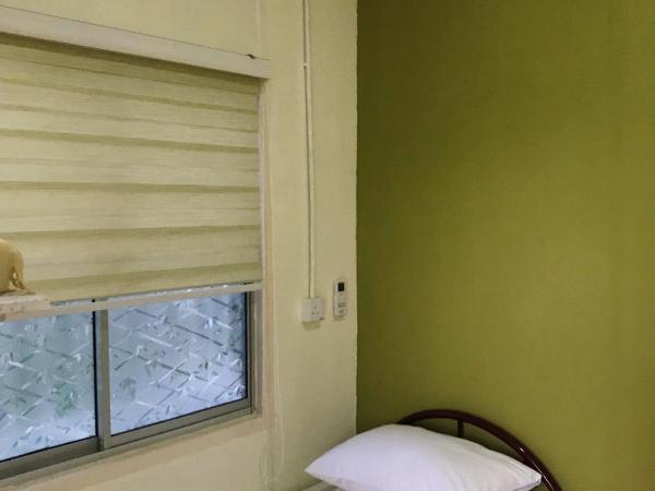 Merdeka Guest House 2 : photo 3 de la chambre chambre double Économique