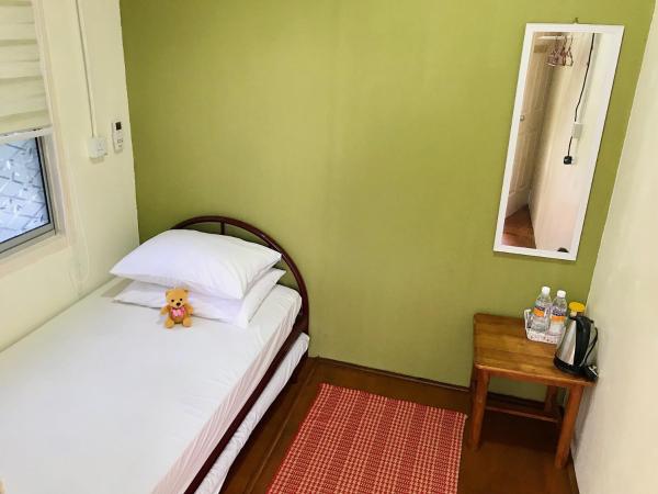 Merdeka Guest House 2 : photo 4 de la chambre chambre double Économique