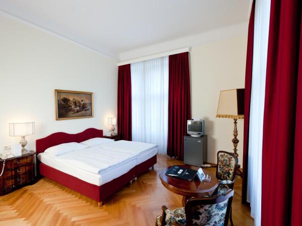 Hotel Regina : photo 1 de la chambre chambre double standard