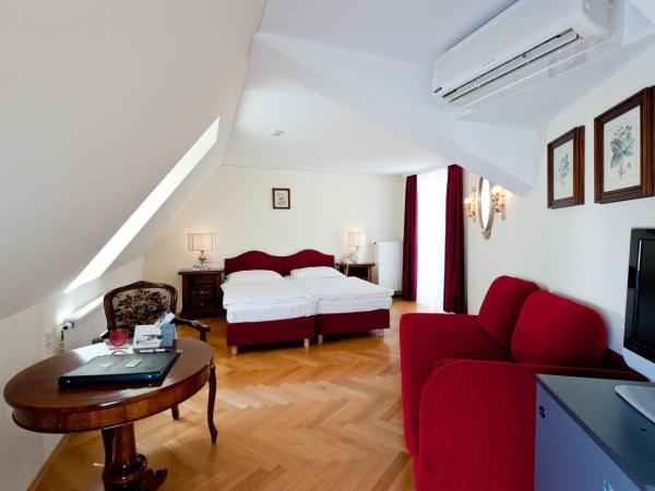 Hotel Regina : photo 6 de la chambre chambre double supérieure