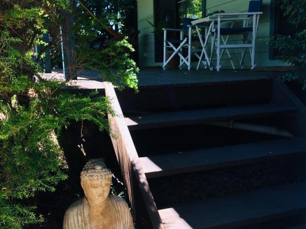 Byron Beach Cabin : photo 1 de la chambre cottage - vue sur jardin