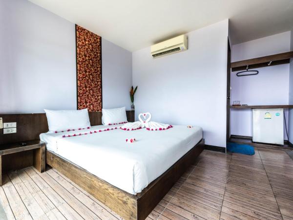 Phi Phi Sea Sky Resort : photo 3 de la chambre bungalow supérieur