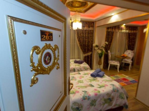 MARKO PASA KONAGİ : photo 3 de la chambre chambre lits jumeaux avec balcon