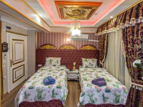 MARKO PASA KONAGİ : photo 1 de la chambre chambre lits jumeaux avec balcon