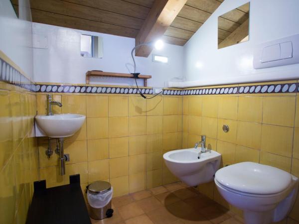 Agriturismo Villa Lupara : photo 7 de la chambre chambre familiale - vue sur mer