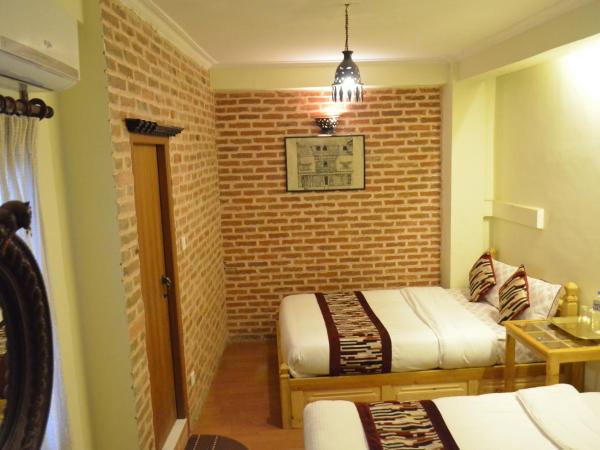 Newa Home : photo 7 de la chambre chambre double ou lits jumeaux avec salle de bains