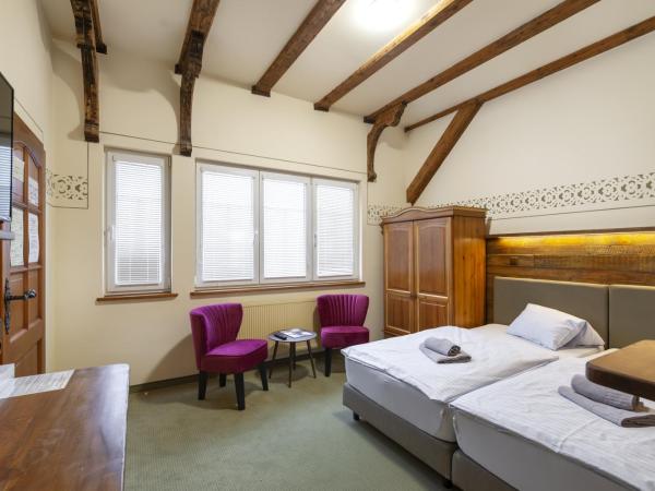 Hotel U Simla : photo 6 de la chambre chambre double standard