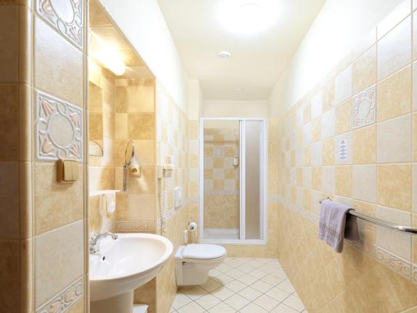 Hotel U Simla : photo 5 de la chambre chambre double standard