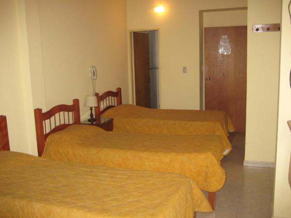 Hotel Colonial : photo 1 de la chambre chambre triple standard