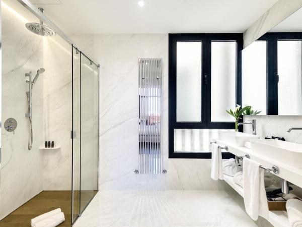 Boutique Hotel H10 Villa de la Reina : photo 4 de la chambre suite avec terrasse