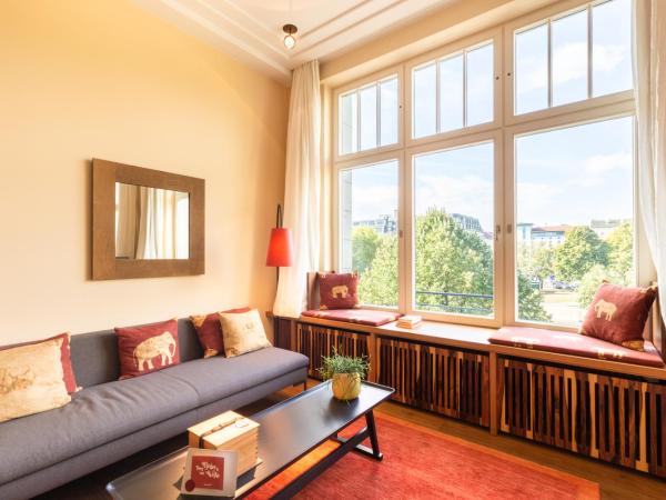 Orania.Berlin : photo 4 de la chambre suite junior avec vue (orania.50)