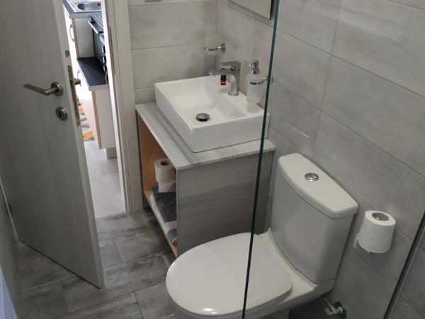 The 3 Brothers' Apts : photo 9 de la chambre chambre lits jumeaux avec balcon