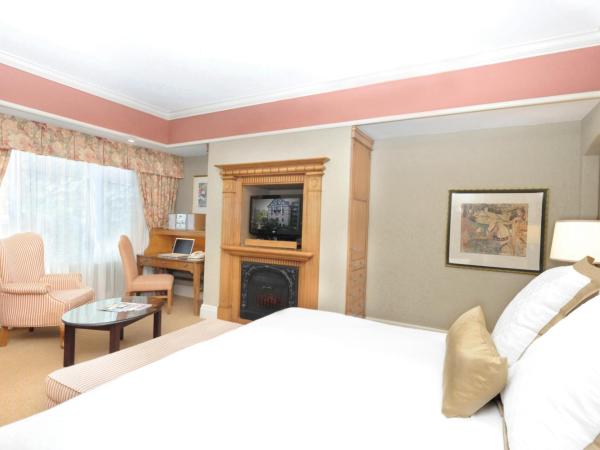 Old Mill Toronto Hotel : photo 3 de la chambre chambre lit king-size