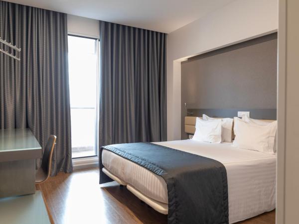 Hotel Alif Campo Pequeno : photo 5 de la chambre chambre double rénovée