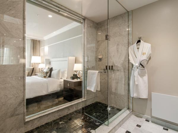 Hôtel Birks Montréal : photo 7 de la chambre chambre deluxe avec 1 lit king-size et terrasse