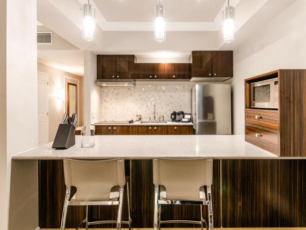 Hôtel Birks Montréal : photo 4 de la chambre suite anvers avec 1 lit king-size