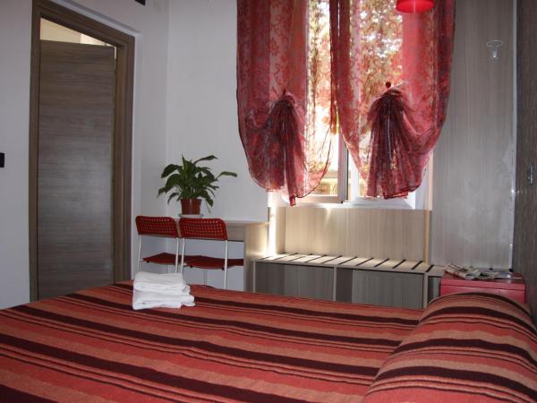 Hotel Adelchi : photo 2 de la chambre chambre double