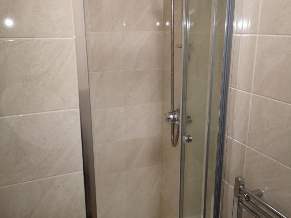 Westgate Hotel : photo 2 de la chambre chambre double annexe avec salle de bains commune