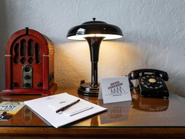 Hotel Congress : photo 2 de la chambre club twin/trundle