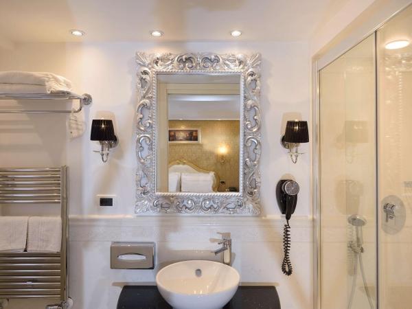 Hotel Olimpia Venice, BW Signature Collection 3sup : photo 3 de la chambre chambre lit queen-size classique - non-fumeurs