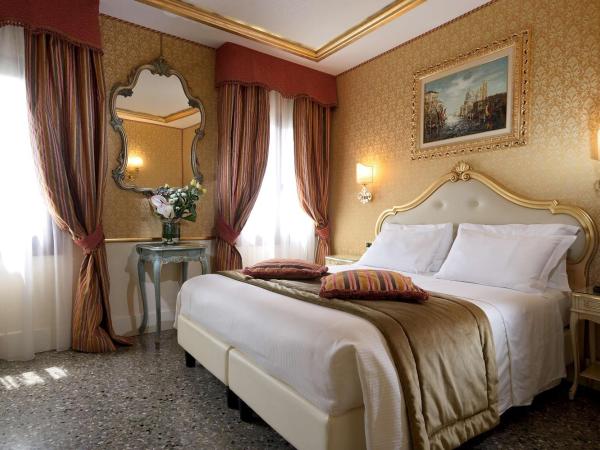 Hotel Olimpia Venice, BW Signature Collection 3sup : photo 4 de la chambre chambre lit queen-size classique - non-fumeurs