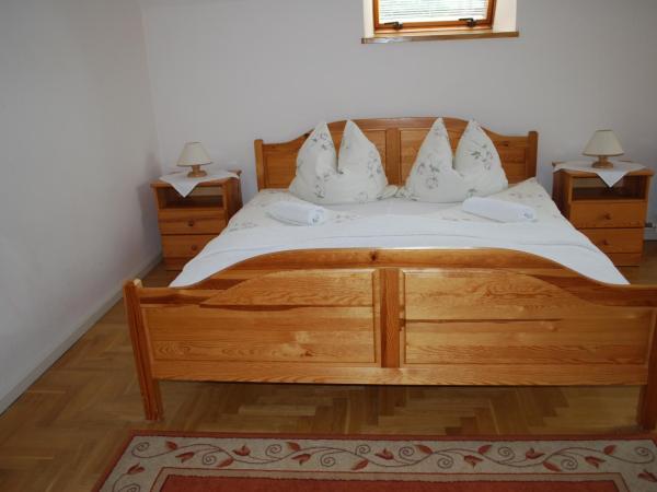 Biały Dworek : photo 6 de la chambre chambre familiale