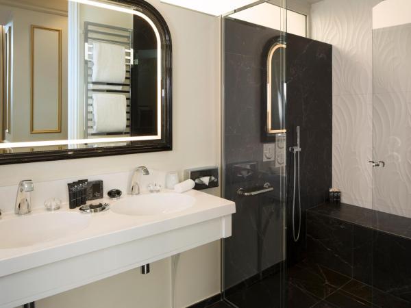 Le Narcisse Blanc : photo 1 de la chambre chambre double exécutive avec terrasse