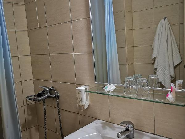 Dimitra Hotel : photo 7 de la chambre chambre triple standard