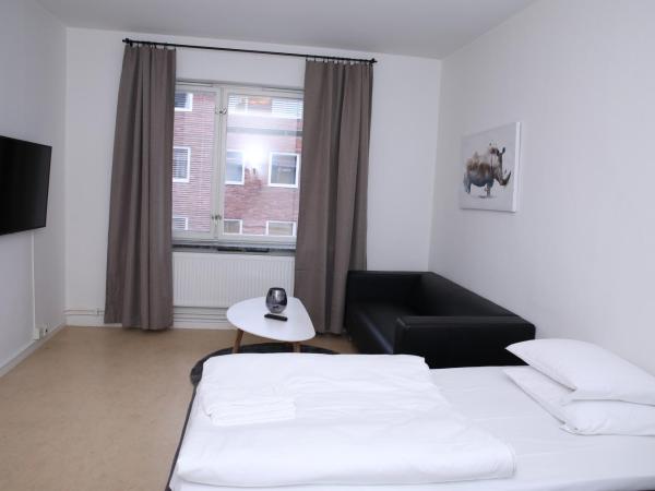 Fastliving Apartment Hotel : photo 2 de la chambre studio - grand