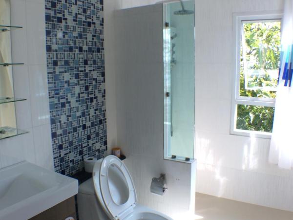 HEAVEN HILL LANTA : photo 9 de la chambre chambre double deluxe avec balcon - vue sur mer
