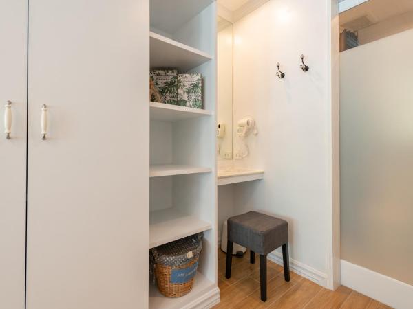 White Ivory Bed And Breakfast : photo 8 de la chambre suite avec balcon