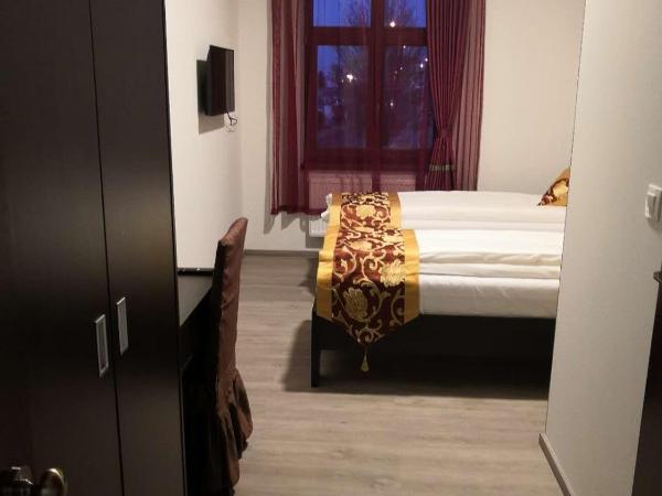 Sun-House Pension&Restaurant -ParkingFree- : photo 7 de la chambre chambre double deluxe