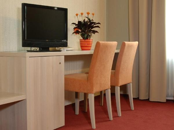 Star City Hotel : photo 4 de la chambre chambre triple