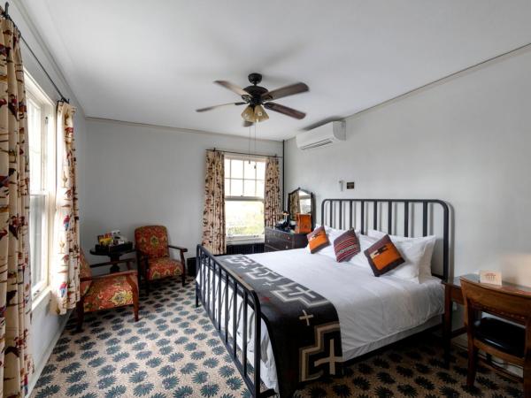 Hotel Congress : photo 2 de la chambre chambre lit king-size standard