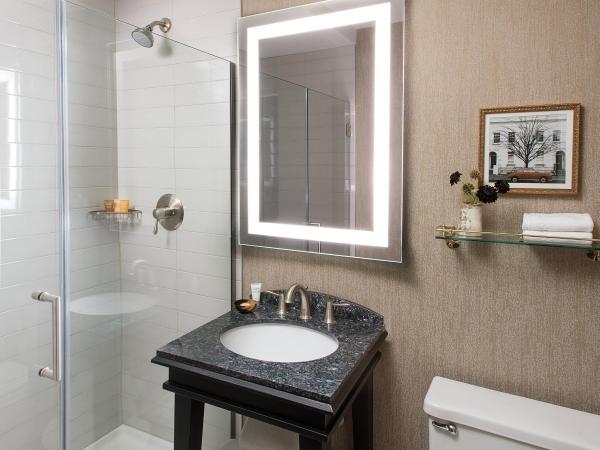 Claridge House : photo 4 de la chambre chambre avec 2 grands lits queen-size