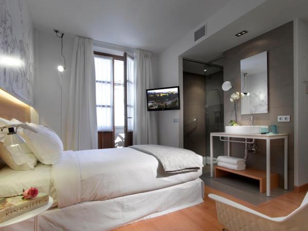 Hotel Párraga Siete : photo 3 de la chambre chambre deluxe double ou lits jumeaux