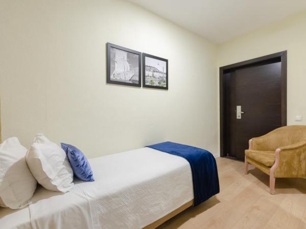 Hotel INN Rossio : photo 3 de la chambre chambre triple standard